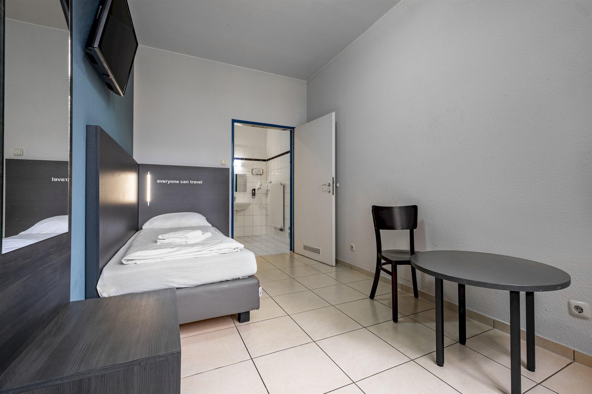 A&O Muenchen Hauptbahnhof Hotel Exterior foto